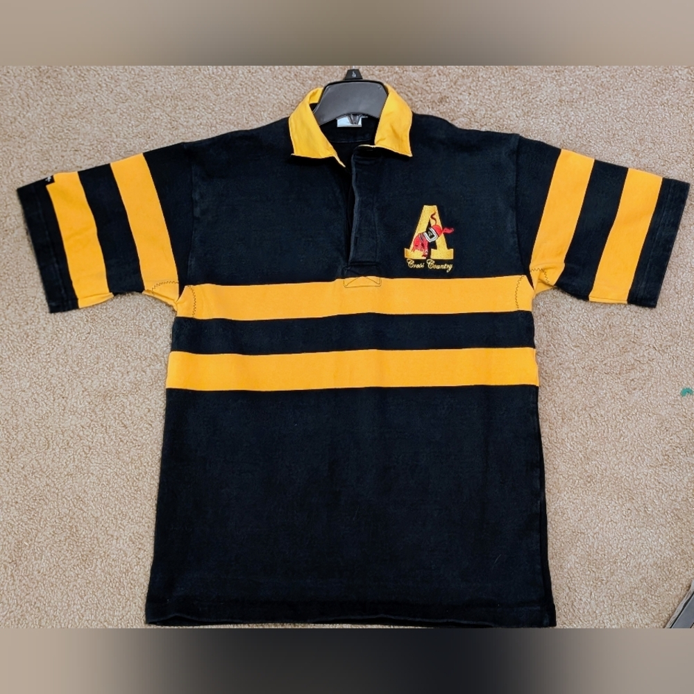 Barbarian Black and Yellow Rugby Label Pull